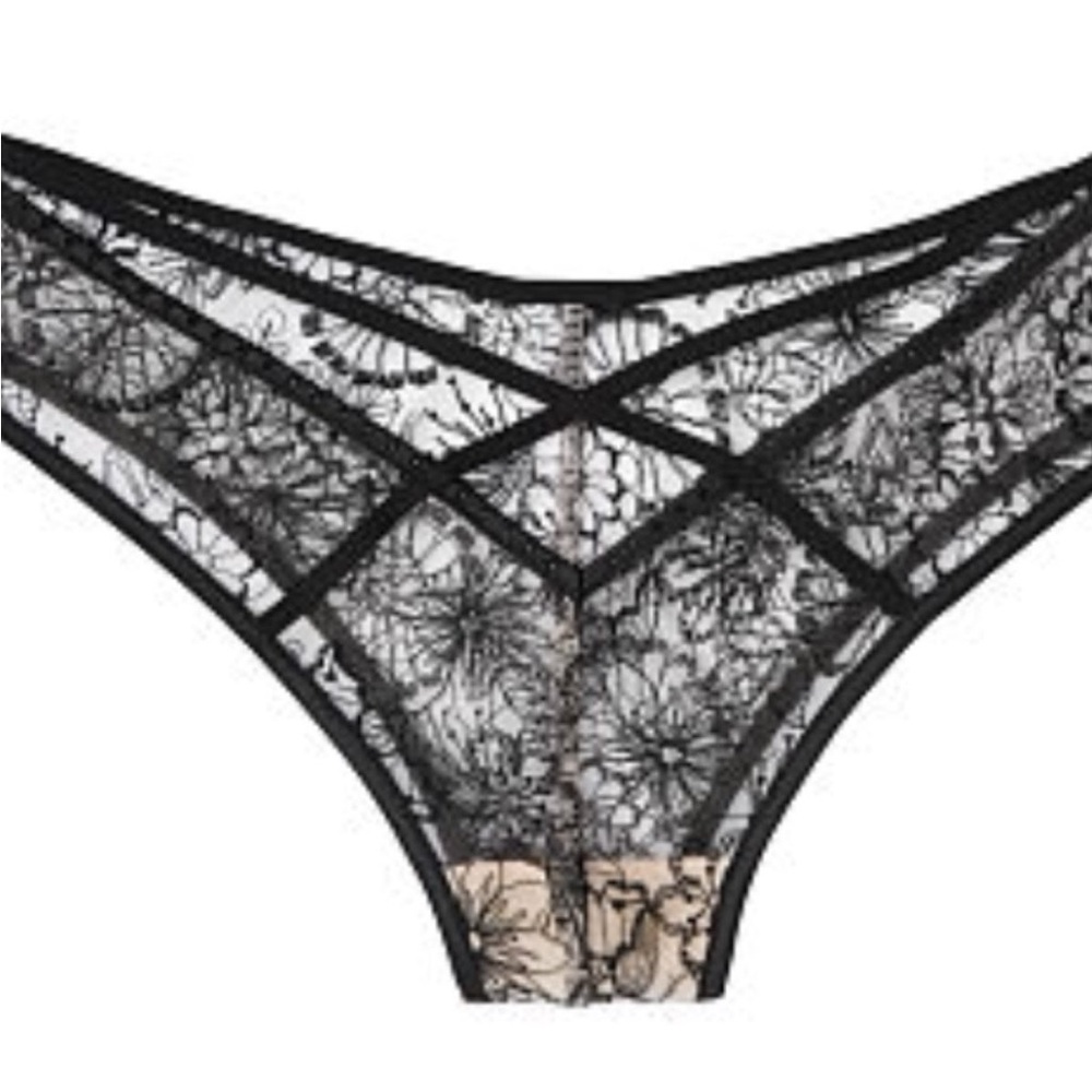 Elegant sexy straps and lace panty